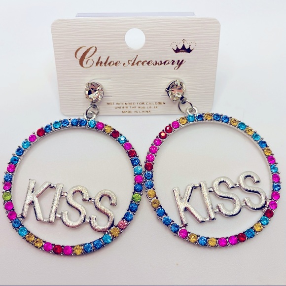 Chloe Accessory Jewelry - NWT Earrings Crystal multi Kiss set in Silvertone.